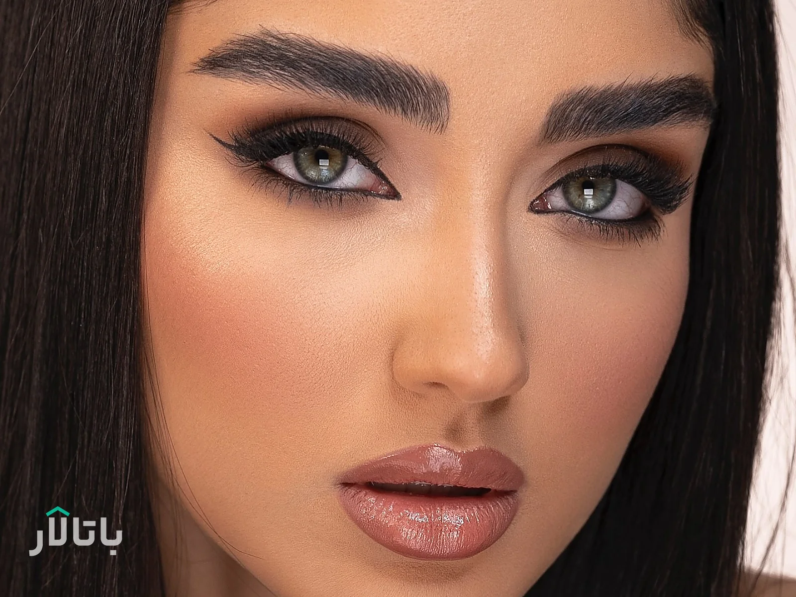 نمونه کار میکاپ مینا راد